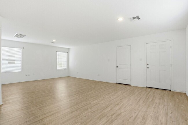 Photo - Single-Story 3/2 Rental Near Lackland Air Force Base | No Carpet | Fridge Included |