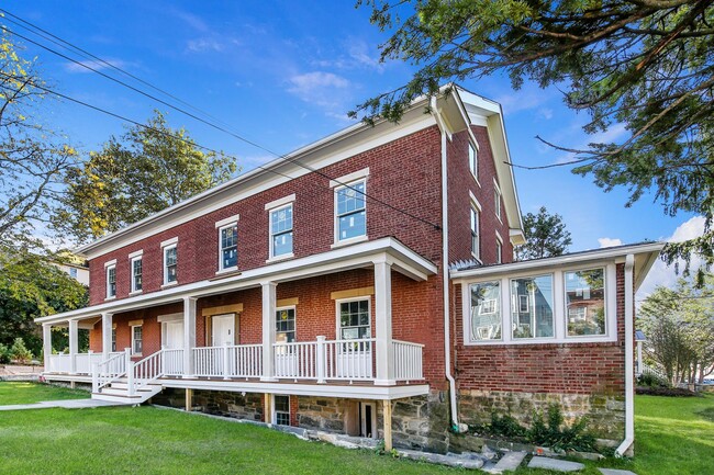 Photo - 32-34 Washington Avenue - Unit 2