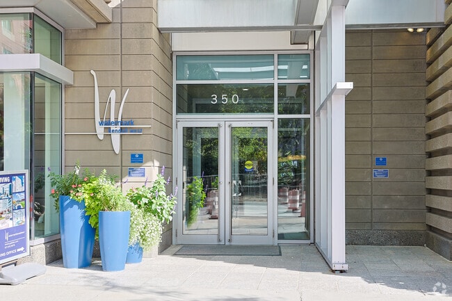 Entrance - Watermark Kendall West