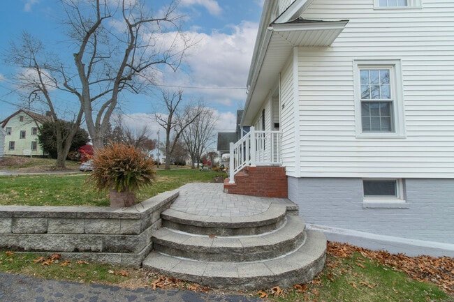 Photo - 315 S Orchard St