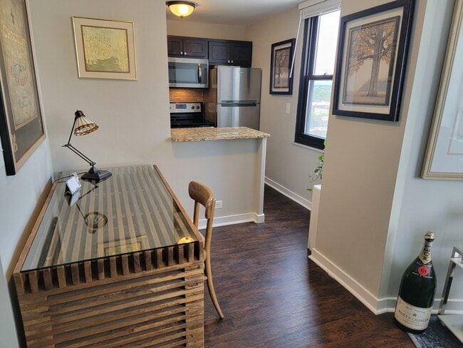 Photo - 5701 N Sheridan Rd Unit 17D