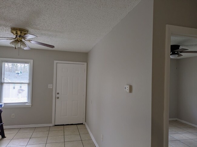 Photo - 211 8th Ave Dr SE Unidad Apt.2