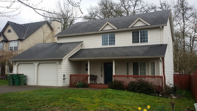 Photo - Spacious 4-Bedroom House in North Newberg near park and schools