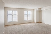 Studio, 1BA - 516 SF