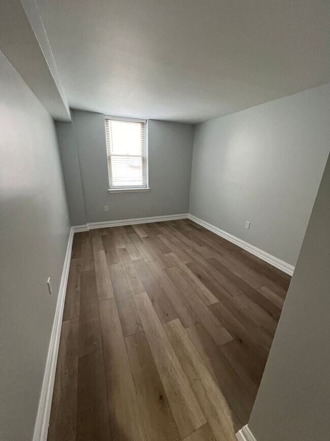 Photo - Spring Garden Apartments