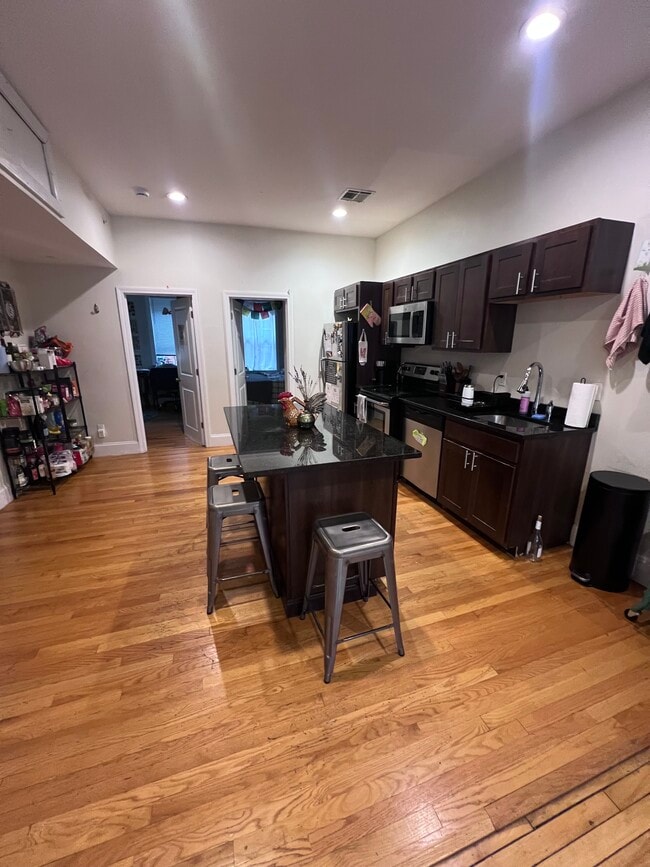 Photo - 8 Burney St Unit 4C