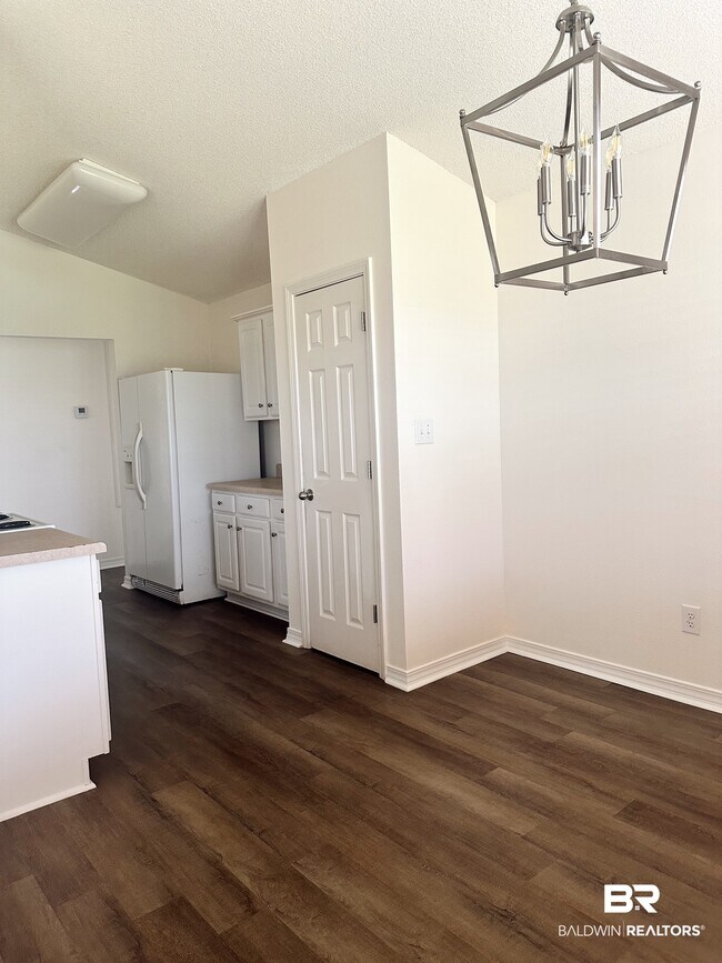 2700 Hampton Park Cir