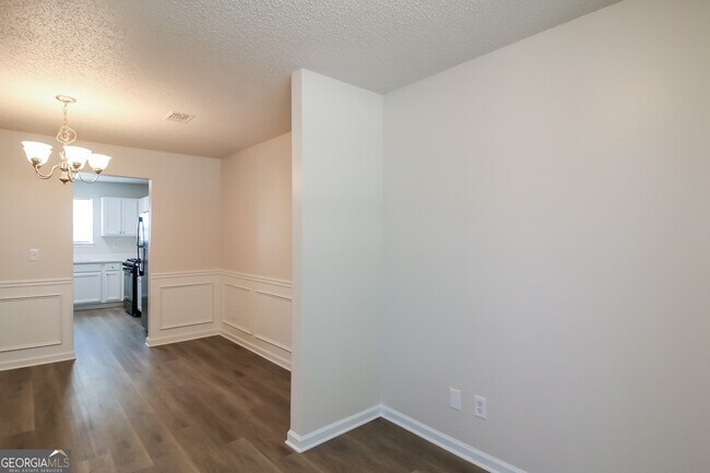 Photo - 225 Colser Drive