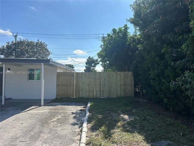 Photo - 1264 NE 25th Ct