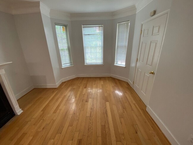 Photo - 1521 3rd St NW Unit B