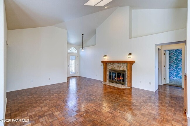 Photo - 1957 Forest View