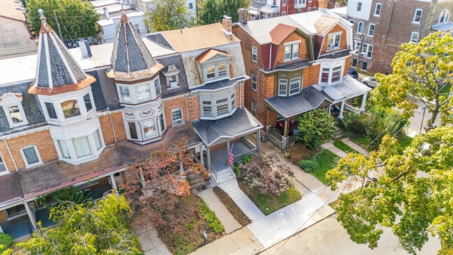 Photo - 1420 W Linden St