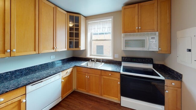 Photo - 2410 W Farragut Ave Unidad 3B