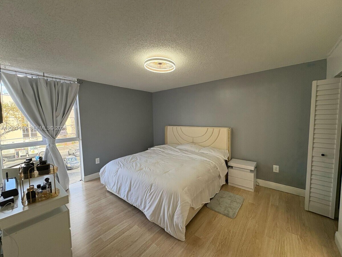 Photo - 7035 NW 186th St Unit D302
