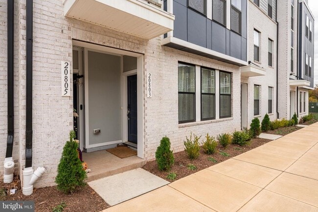 Building Photo - 20803 Wood Quay Dr