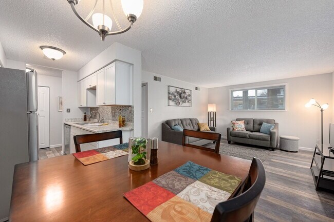 Photo - 2 Bedroom 1 Bath Condo Near Rosamond Park Unidad A3-101