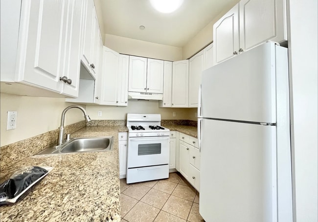 Photo - 22651 Del Valle St