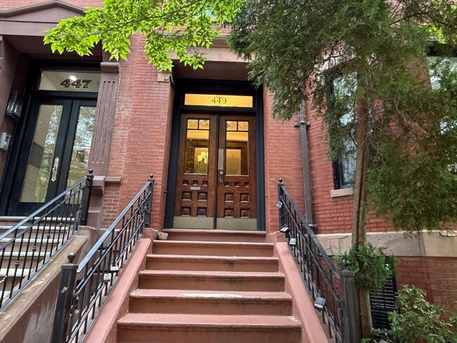 Photo - 449 Beacon St Unit 6