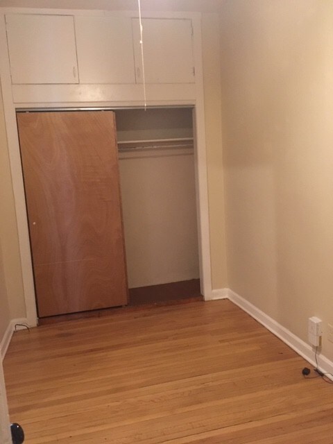 Photo - 3246 N Seminary Ave Unit 1f