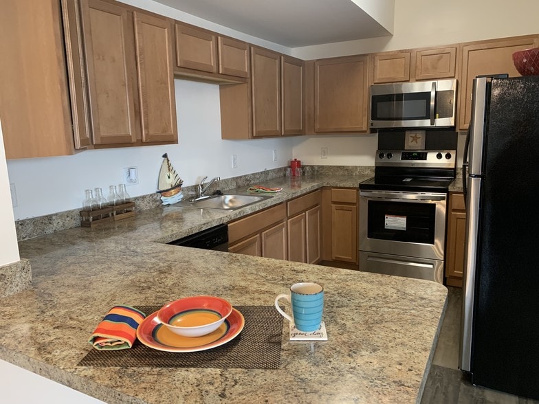Upgraded lower level town home