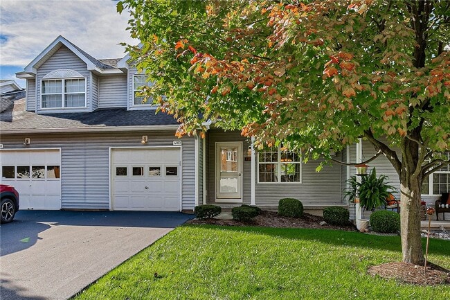 Photo - 1285 Courtney Dr