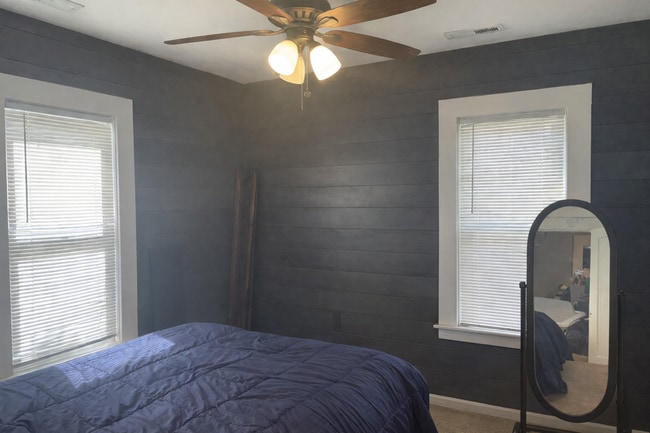 Photo - 15 S Grove St Unit 1bed