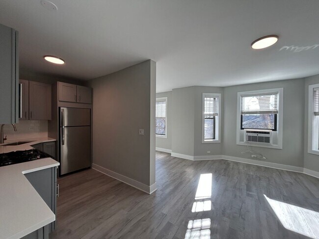 373 Hazel Ave Unit D2