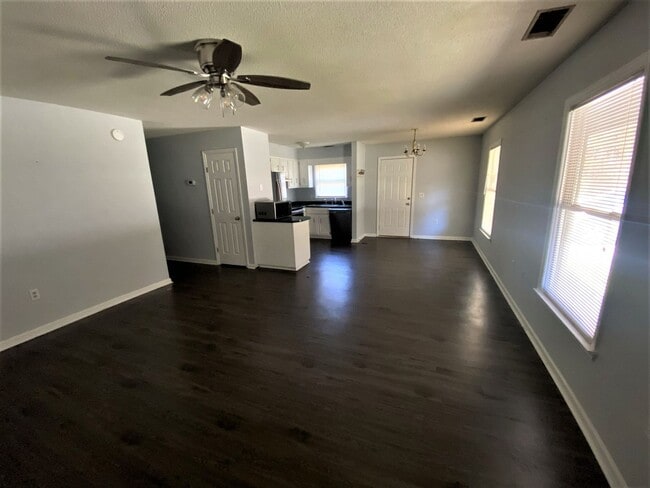 Photo - 205 Courtney Way Unit 2