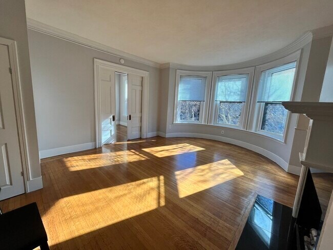 Photo - 295 Commonwealth Ave Unit 2A