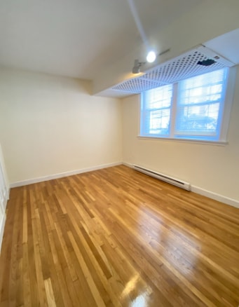 Building Photo - 115 Longwood Ave Unit 3R Rental