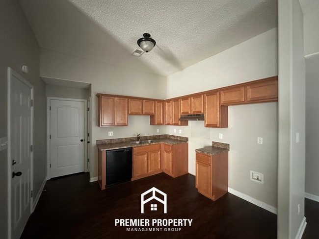 Photo - Charming 3BR/2BA Bartlett Area Home | High Ceilings & Hardwood Floors