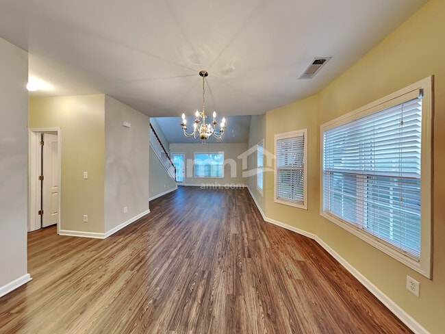 Photo - 2341 Suwanee Pointe Dr