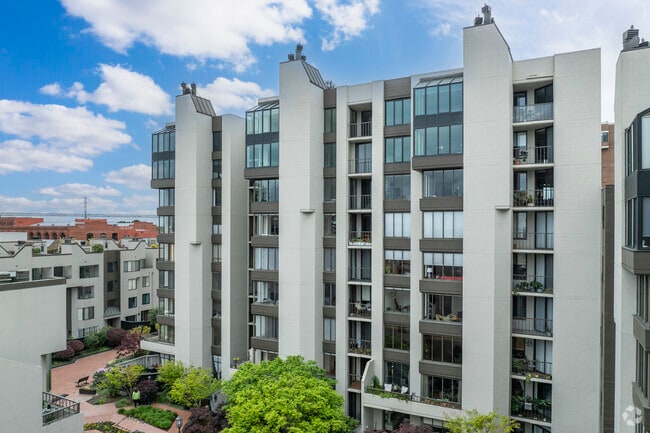 Alternate Exterior - Telegraph Landing Condos