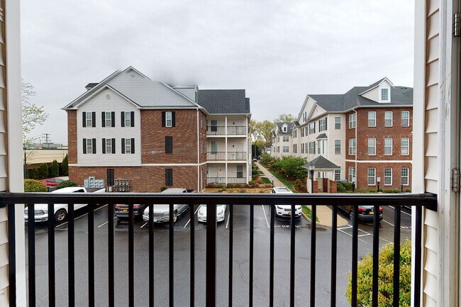 Photo - 998 Stewart Ave Unit FL2-ID2292A