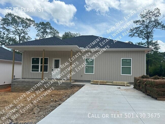 Photo - 2217 Perry St House