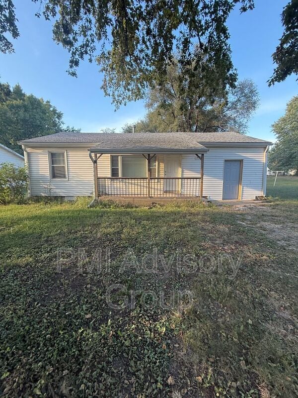 Photo - 806 W 2nd St