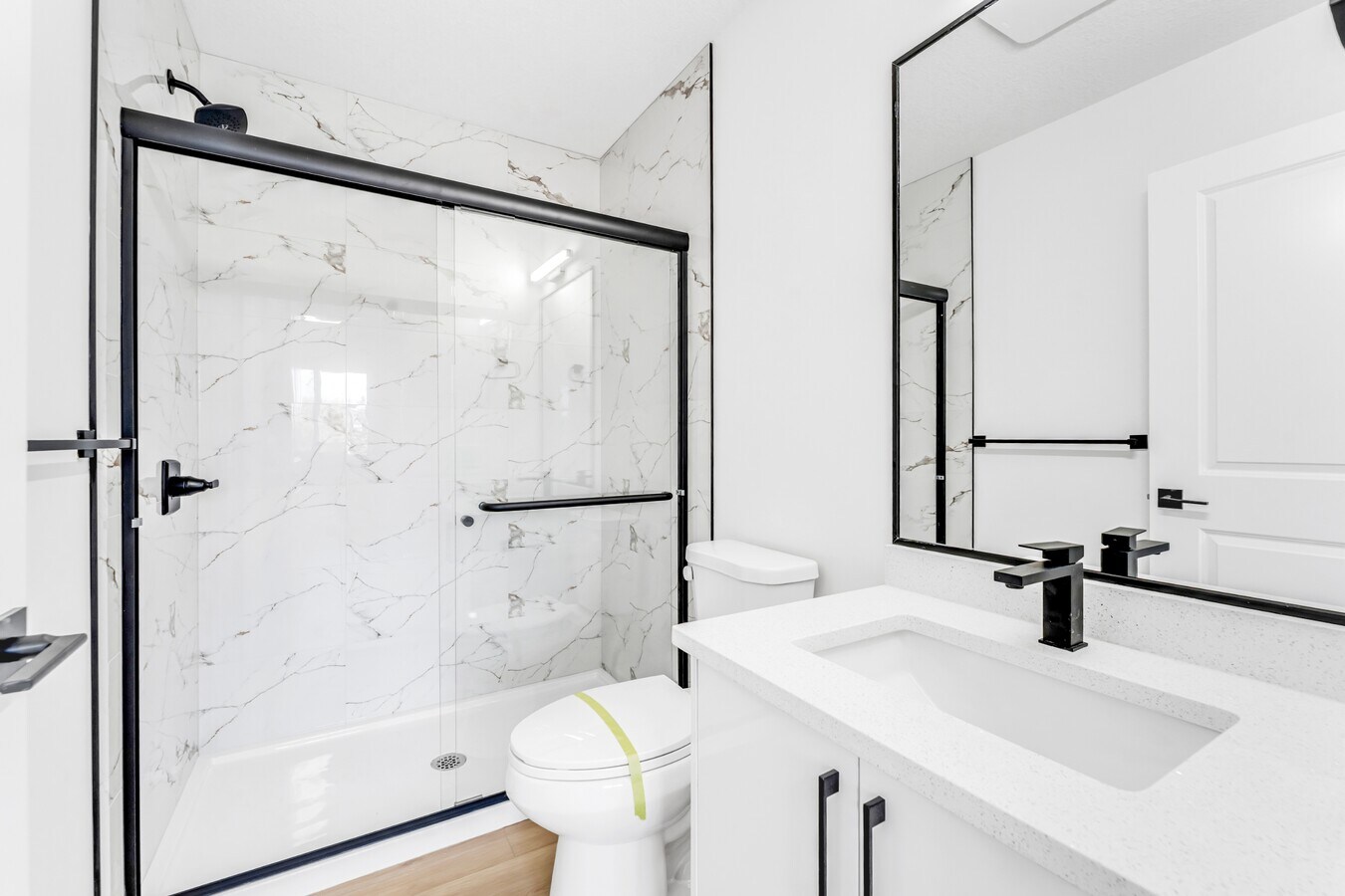 Photo - 10631-BS148 148 St NW Unit 2