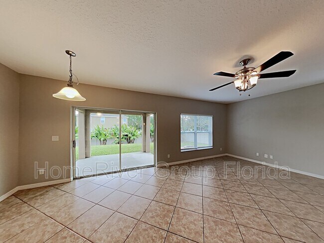 Photo - 303 Salamanca Rd