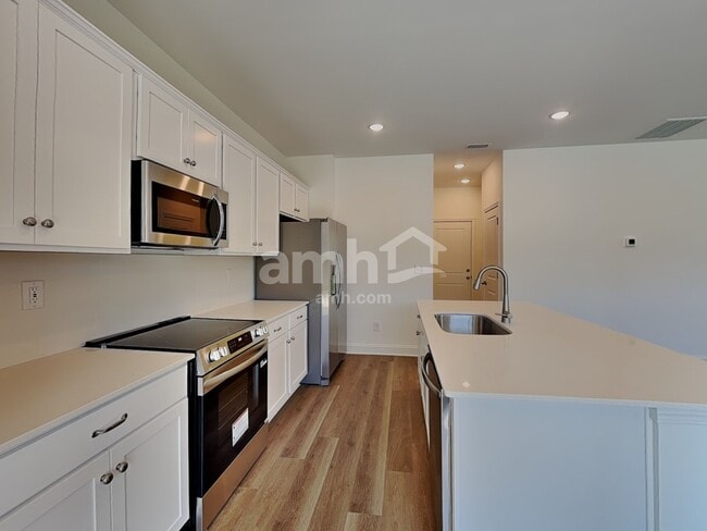1216 Livengood Wy