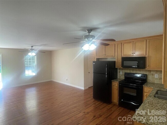 Photo - 3791 Lee Moore Rd