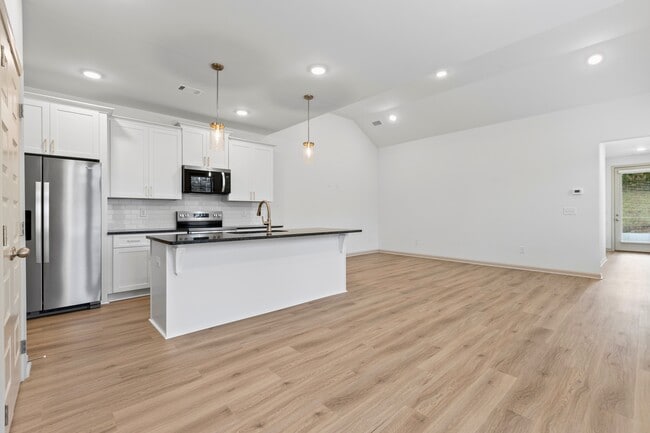 Photo - 106 Summer St