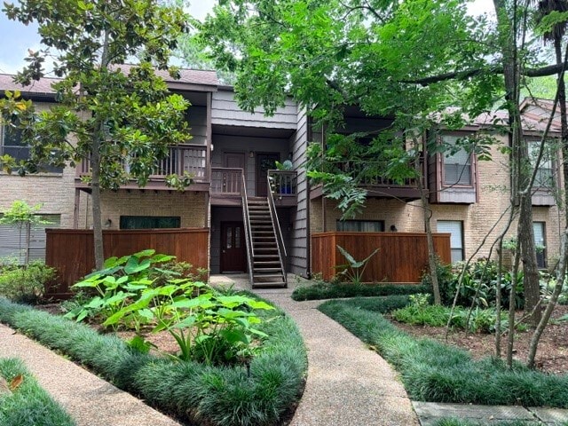 Building Photo - 11711 Memorial Dr Unit 292