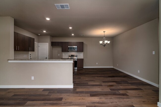 Photo - GORGEOUS 3 BEDROOM DUPLEX LOCATED IN MIDLOTHIAN ISD!