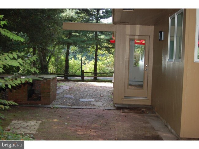 Photo - 1204 General Mercer Ave