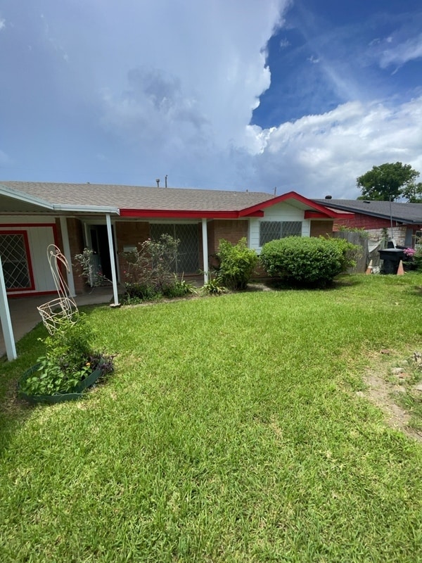 Photo - 5455 S Acres Dr House