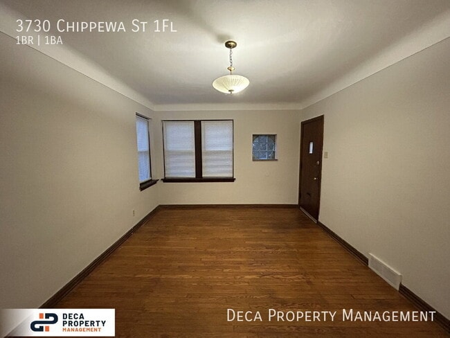 Photo - 3730 Chippewa St