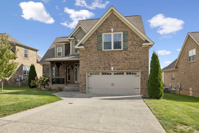 Photo - Welcome home to this beautifully maintaine...