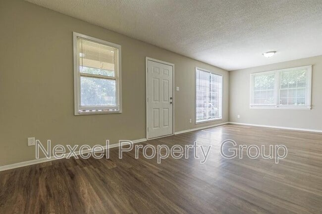 Photo - 1024 Mendenhall Cove