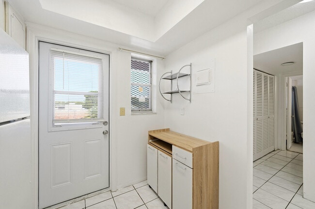 Photo - 1333 E Hallandale Beach Blvd Unit 335