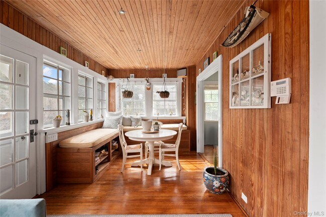 Photo - 696 Ocean Breeze Walk